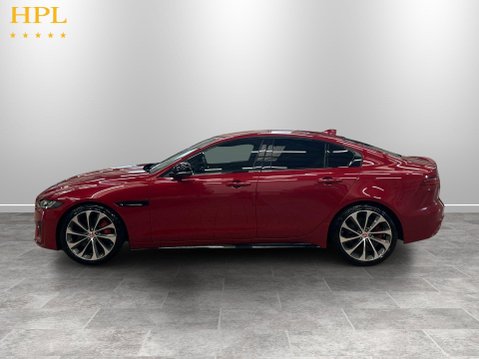 Jaguar XE 2.0 P250i R-Dynamic Black Saloon 4dr Petrol Auto Euro 6 (s/s) (250 ps) 4