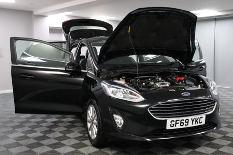 Ford Fiesta TITANIUM X 15