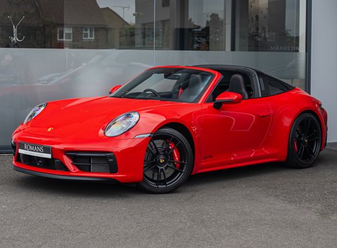 Porsche 911 Targa 4 GTS (992) 2