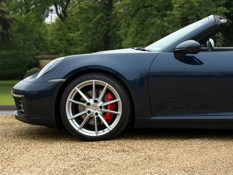 Porsche 911 CARRERA 4S PDK 10