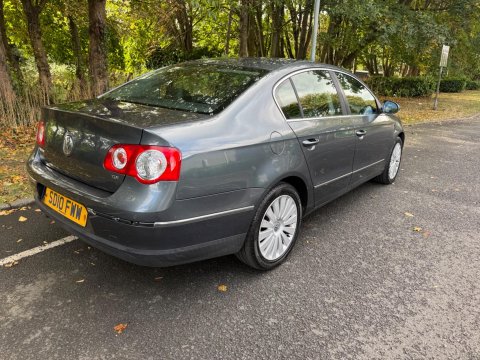 Volkswagen Passat 2.0 TDI Highline Plus Saloon 4dr Diesel Manual Euro 5 (110 ps) 2