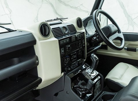 Land Rover Defender 110 Works V8 70th Edition 16