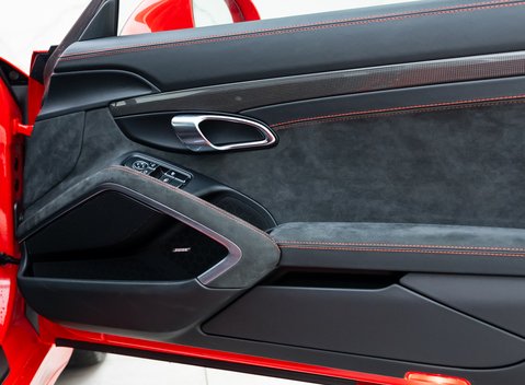 Porsche 911 GT3 (991.2) 21