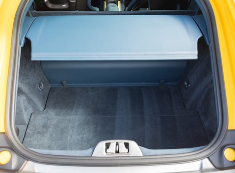 Ferrari 812 Superfast 37