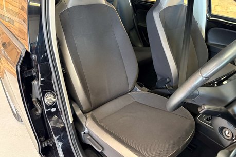 Volkswagen Up 1.0 High up! Hatchback 5dr Petrol ASG Euro 6 (75 ps) 31