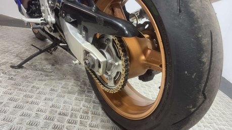 Suzuki GSX-R GIXXER 600 2003 K3 RUNNING SPORTS BIKE TRACK PROJECT 600CC 29