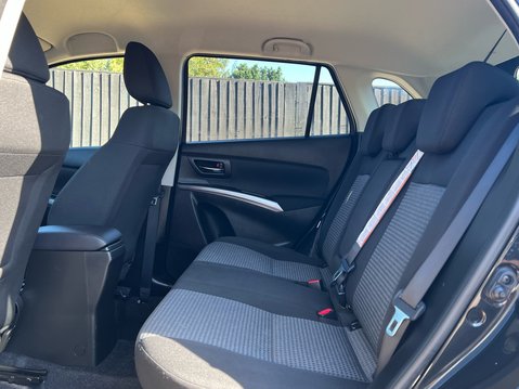 Suzuki S-Cross MOTION 9
