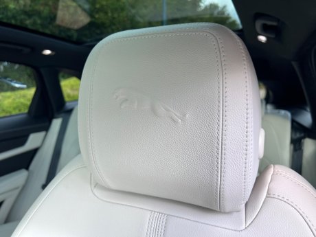 Jaguar F-Pace 2.0 D200 MHEV R-Dynamic Black Auto AWD Euro 6 (s/s) 5dr 62