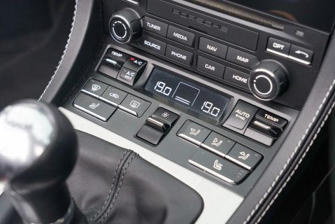 Porsche 718 SPYDER 16