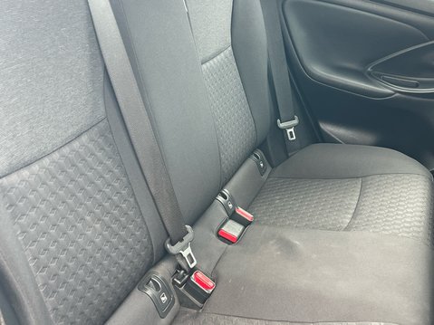 Toyota Yaris ICON FHEV 39
