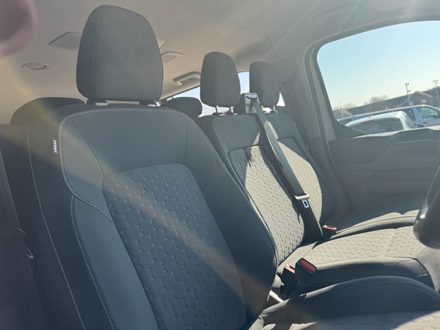Ford Tourneo Custom Titanium Luxe | 9 Seat | Auto | L2 LWB | 320 | Euro 6 | £31,790 + vat 11