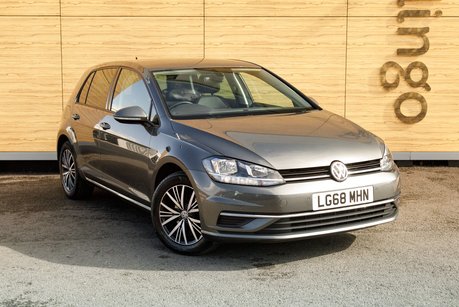 Volkswagen Golf SE NAVIGATION TSI