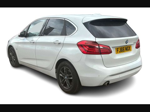 BMW 2 Series 2.0 218d Luxury MPV 5dr Diesel Auto Euro 6 (s/s) (150 ps) 3