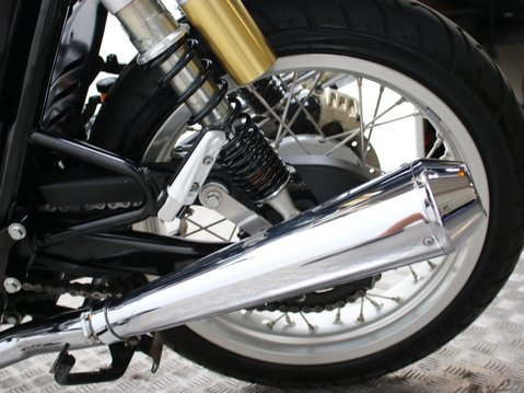 Royal Enfield Interceptor INTERCEPTOR 650 24