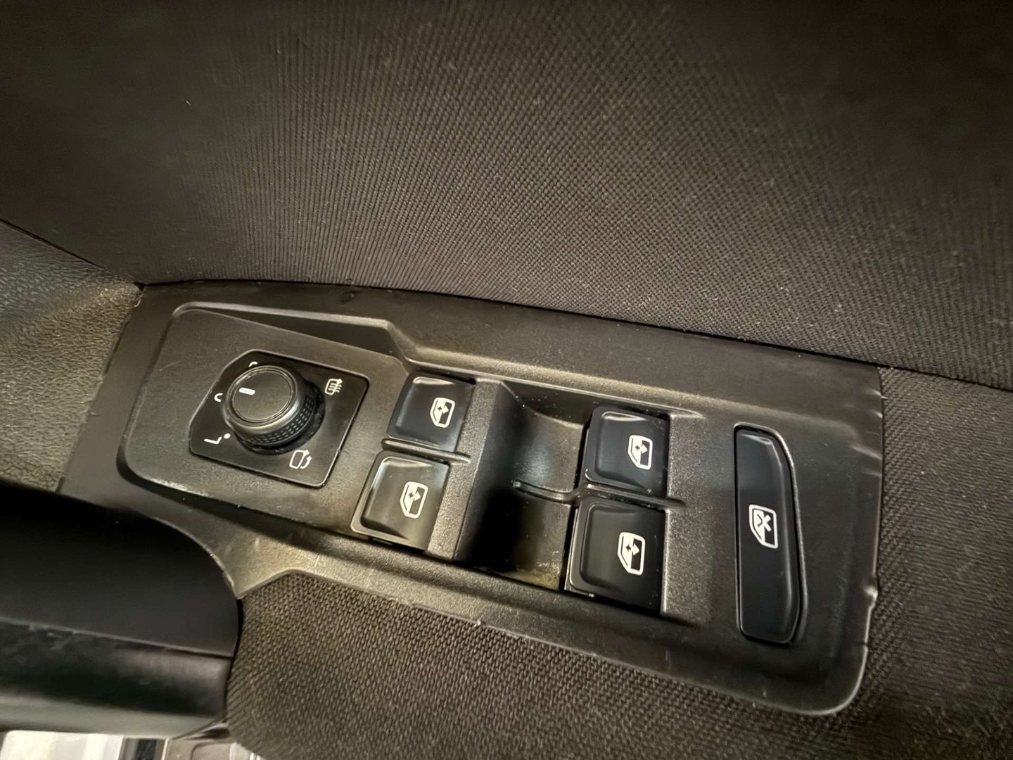 2019 Volkswagen Tiguan — image 16