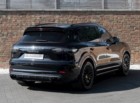 Porsche Cayenne Turbo 7