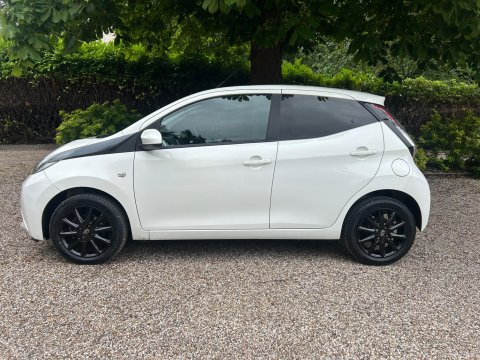 Toyota Aygo 1.0 VVT-i x-style x-shift Euro 6 5dr 5