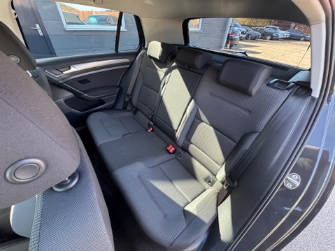 Volkswagen Golf SE TSI EVO 41