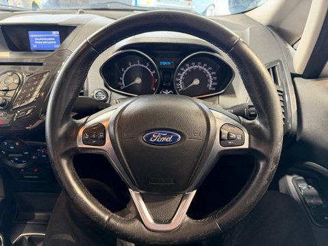 Ford Ecosport 1.0T EcoBoost Titanium 2WD Euro 5 (s/s) 5dr 16
