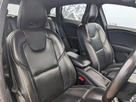 Volvo V40 D2 R-DESIGN LUX NAV 16