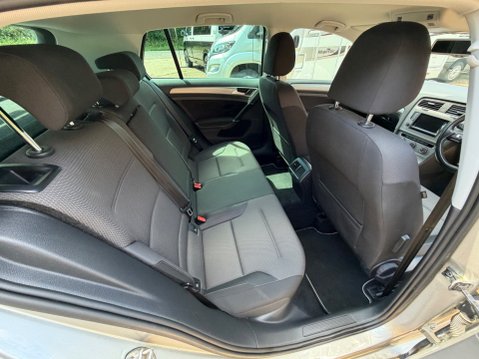 Volkswagen Golf MATCH TSI DSG AUTOMATIC 17