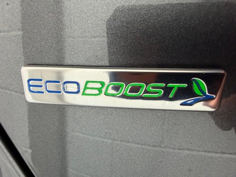 Ford Fiesta 1.0T EcoBoost ST-Line Euro 6 (s/s) 5dr 9