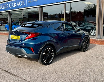Toyota C-HR 1.8 C-HR GR Sport HEV CVT 5dr 8