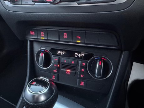 Audi Q3 2.0 TFSI S line Plus S Tronic quattro Euro 6 (s/s) 5dr 27