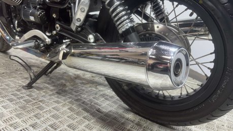 Moto Guzzi V7 ABS SPECIAL 2015 ONLY 7K MOT EXCELLENT CONDITION RETRO 744CC 8