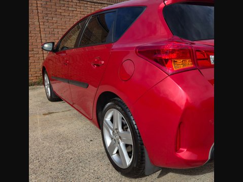 Toyota Auris 1.6 Auris Sport Valvematic 5dr 31