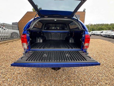 Toyota Hilux 2.4 HI-Luxury Icon D-4D 4WD Double Cab Auto 4WD 5dr 6