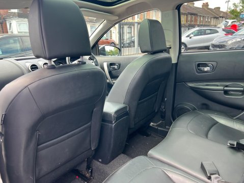 Nissan Qashqai+2 2.0 Tekna CVT 4WD Euro 5 5dr 28