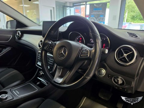 Mercedes-Benz GLA 1.6 GLA180 Urban Edition 7G-DCT Euro 6 (s/s) 5dr 70