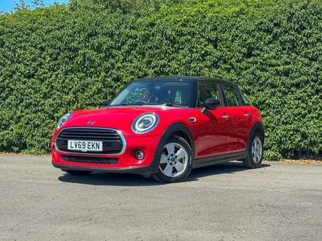 Mini Hatch 1.5 Cooper Classic Hatchback 5dr Petrol Steptronic