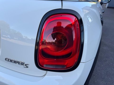 Mini Hatch 2.0 Cooper S Hatchback 3dr Petrol Manual Euro 6 (s/s) (192 ps) 38
