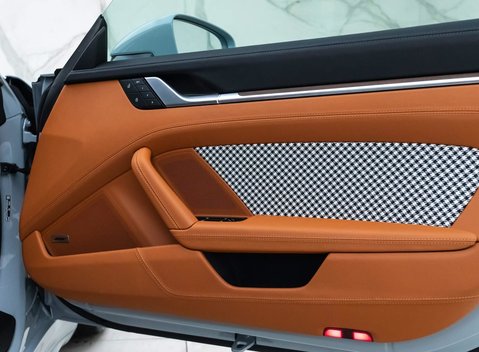 Porsche 911 (992) Sport Classic 23