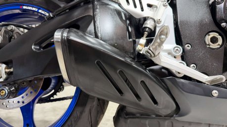 Suzuki GSX-R GSXR600 2008 K7 ONLY 14K NEW MOT 600CC SUPER SPORT 45