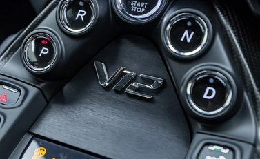Aston Martin V12 Vantage 24