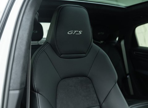 Porsche Cayenne GTS Coupe 11