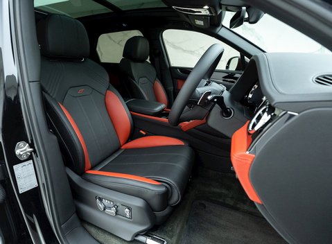 Bentley Bentayga V8 S 10