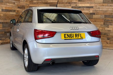 Audi A1 1.2 TFSI SE Hatchback 3dr Petrol Manual Euro 5 (s/s) (86 ps) 64