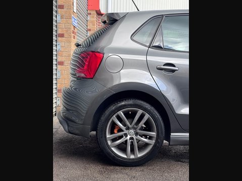 Volkswagen Polo 1.2 TSI BlueMotion Tech R-Line Hatchback 5dr Petrol Manual Euro 6 (s/s) (90 16