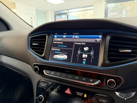 Hyundai IONIQ 1.6 h-GDi Premium DCT Euro 6 (s/s) 5dr 75