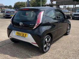 Toyota Aygo 1.0 Aygo X-Clusiv VVT-I 3dr 9
