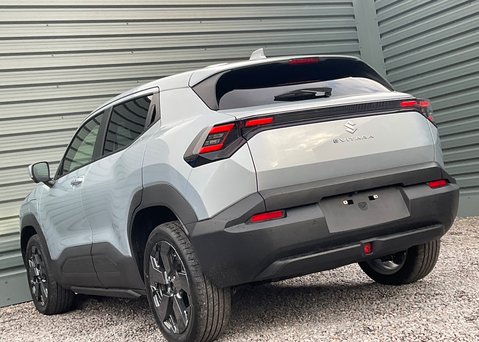 Suzuki eVitara 135kW ULTRA 61kWh 8