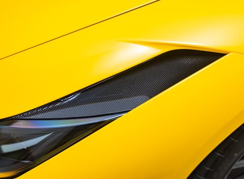 Ferrari F8 SPIDER 45