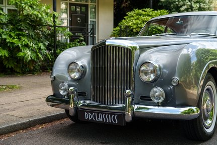 Bentley S1 Continental Fastback 7