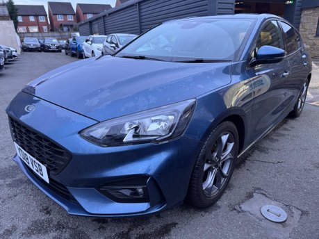 Ford Focus ST-LINE 5