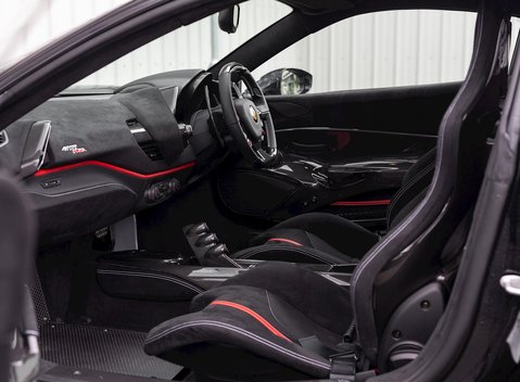 Ferrari 488 Pista 15