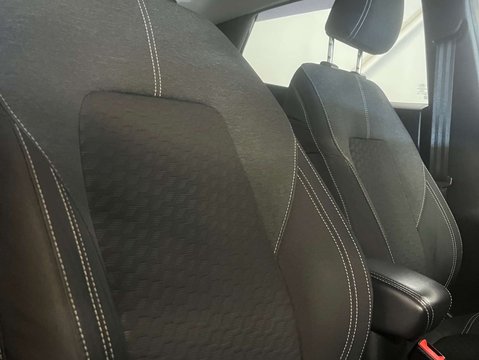 Ford Puma 1.0 Puma Titanium First Edition MHEV 5dr 13